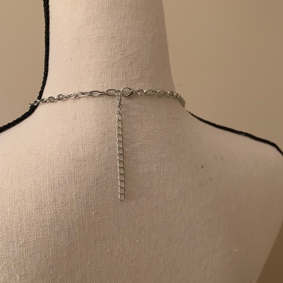 NWT GREAT choker length silver/turquoise necklace - Picture 2 of 2